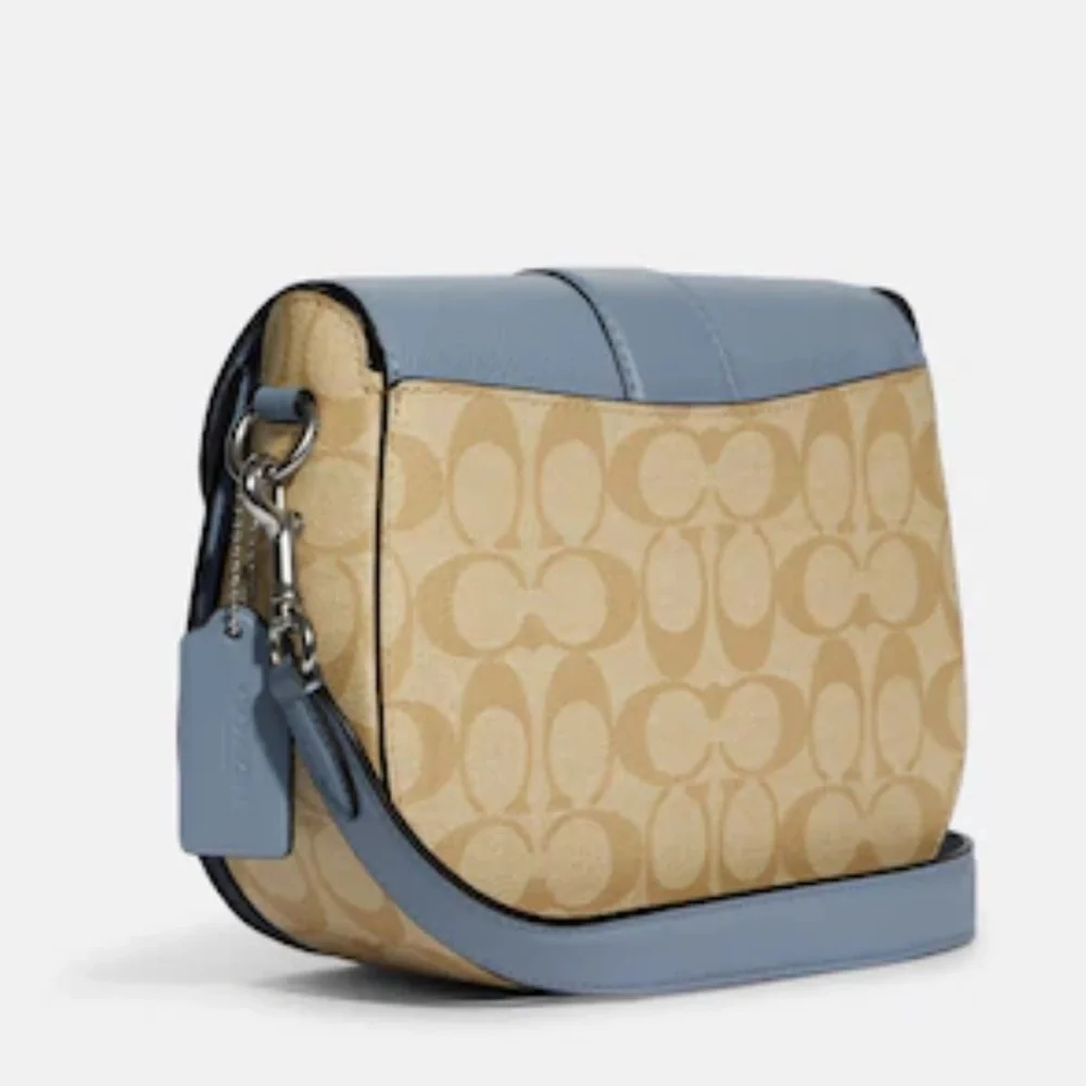 COACH Georgie Saddle Bag In Signature Canvas
Silver/Light Khaki/Marble NWT - Picture 16 of 16
